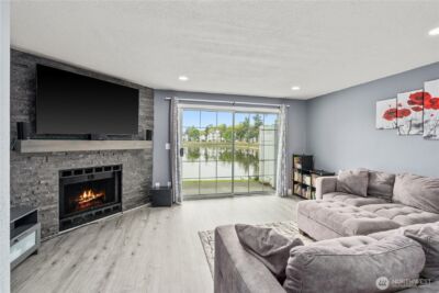 5736 S 238th Court #E4, Kent, WA 98032 - Photo 4