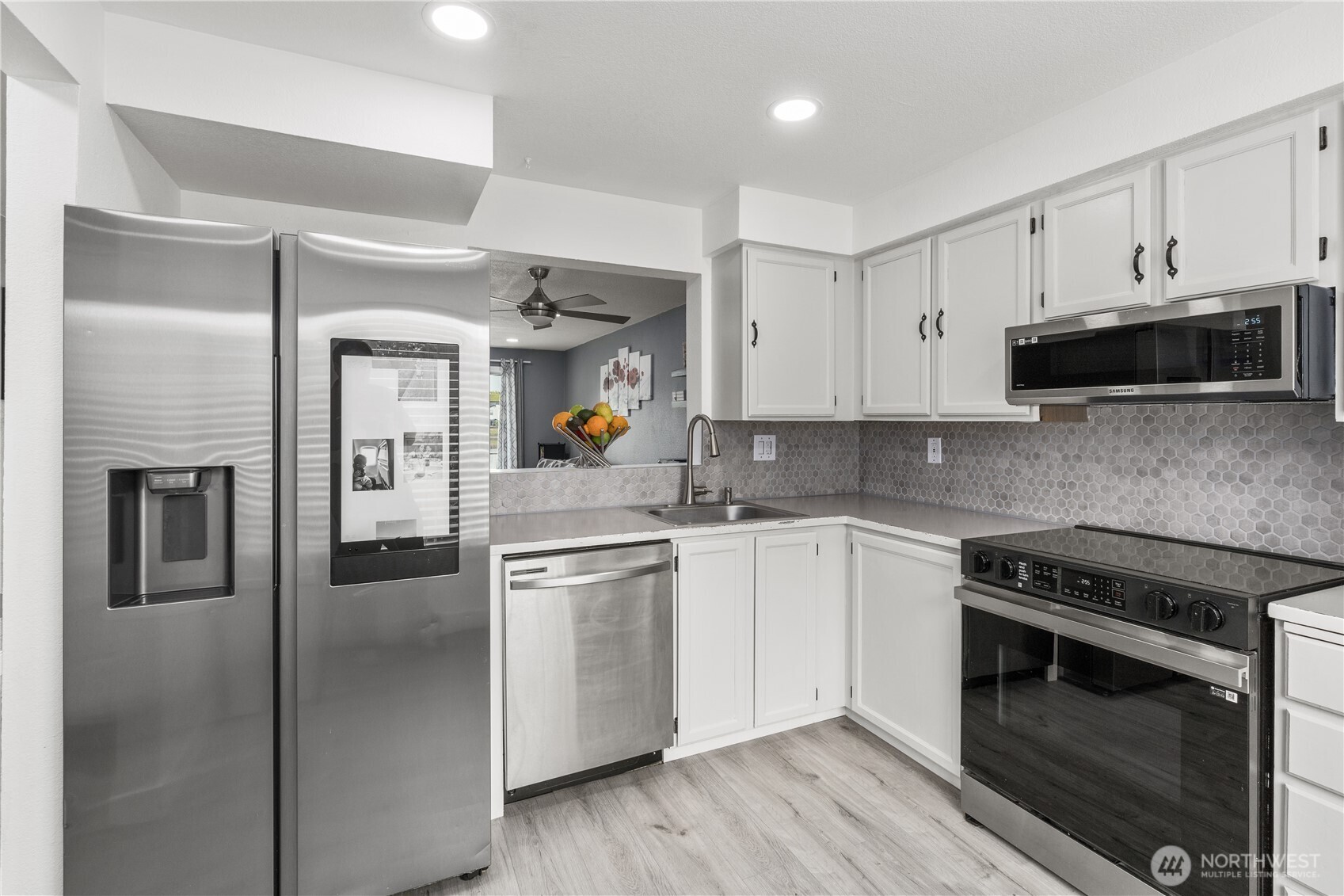 5736 S 238th Court #E4, Kent, WA 98032