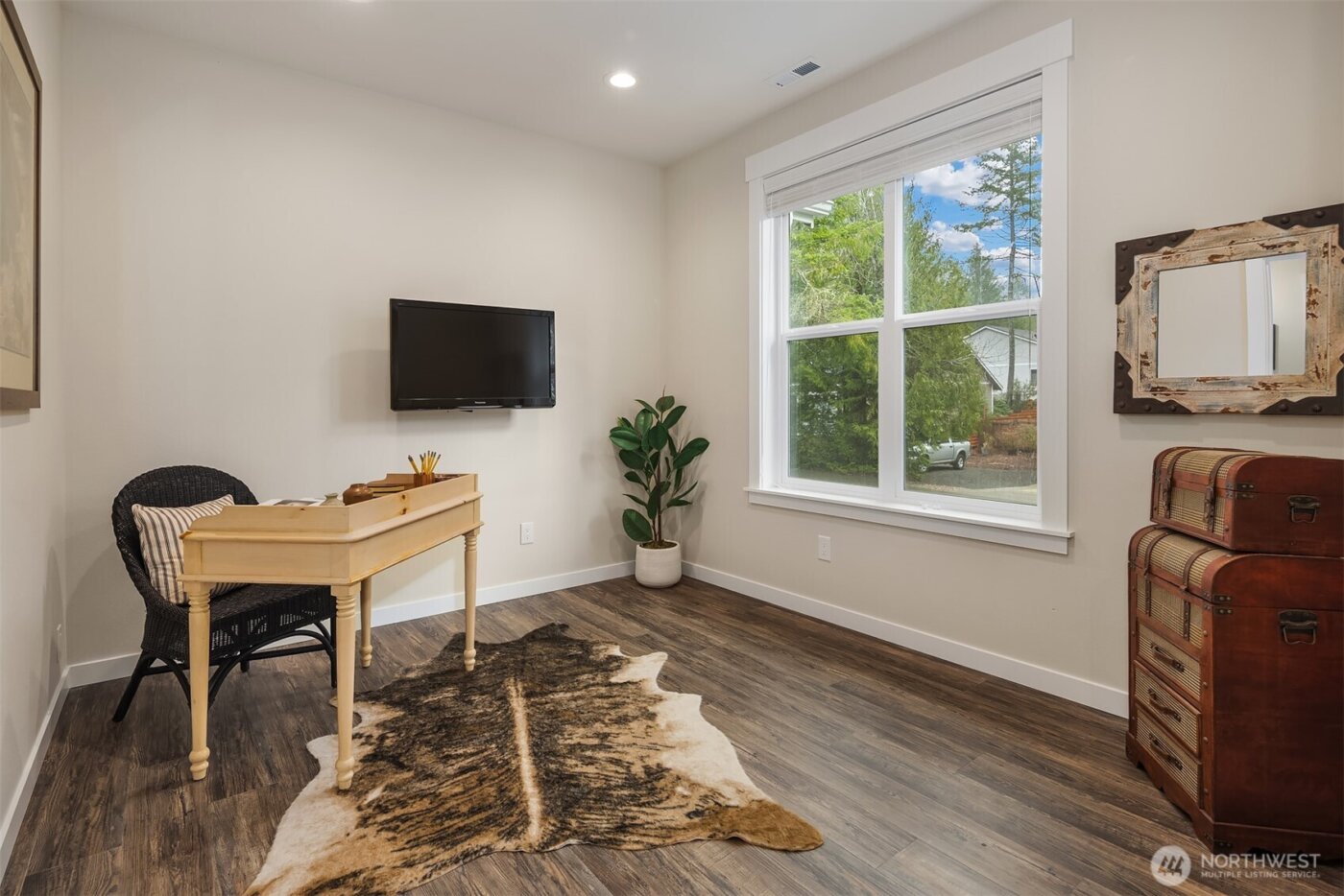 50 E Eastwood Lane , Union, WA 98592