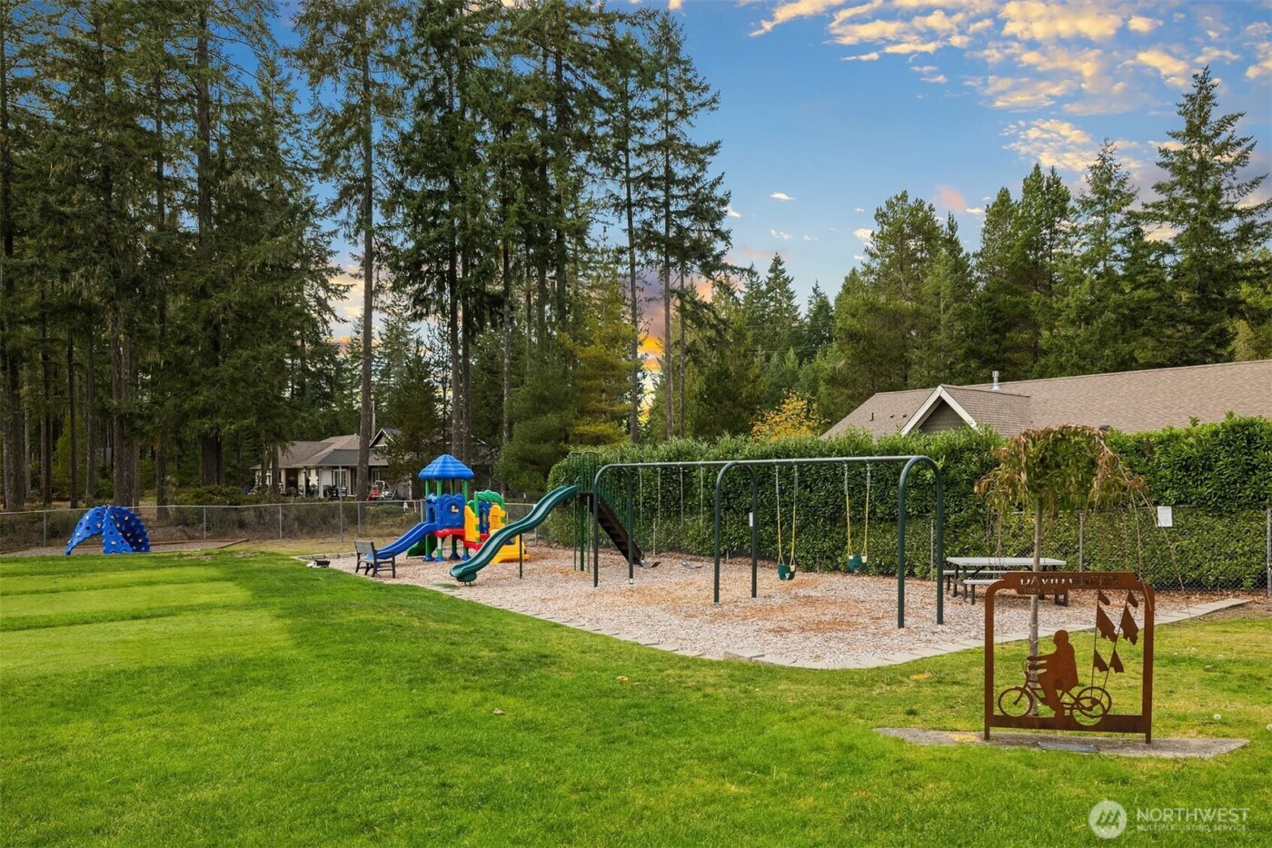 50 E Eastwood Lane , Union, WA 98592