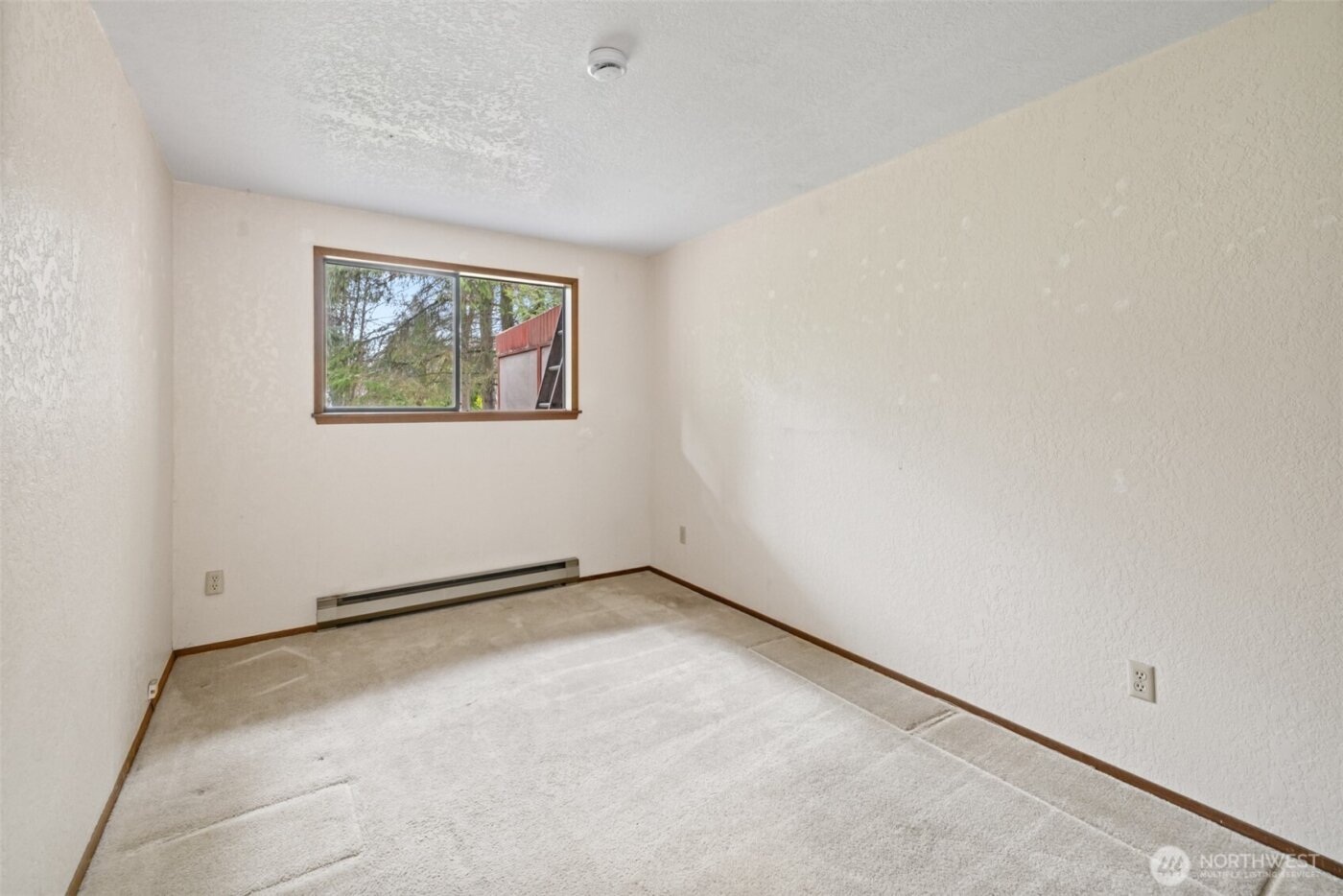 210 E Hawthorne Place , Port Angeles, WA 98362