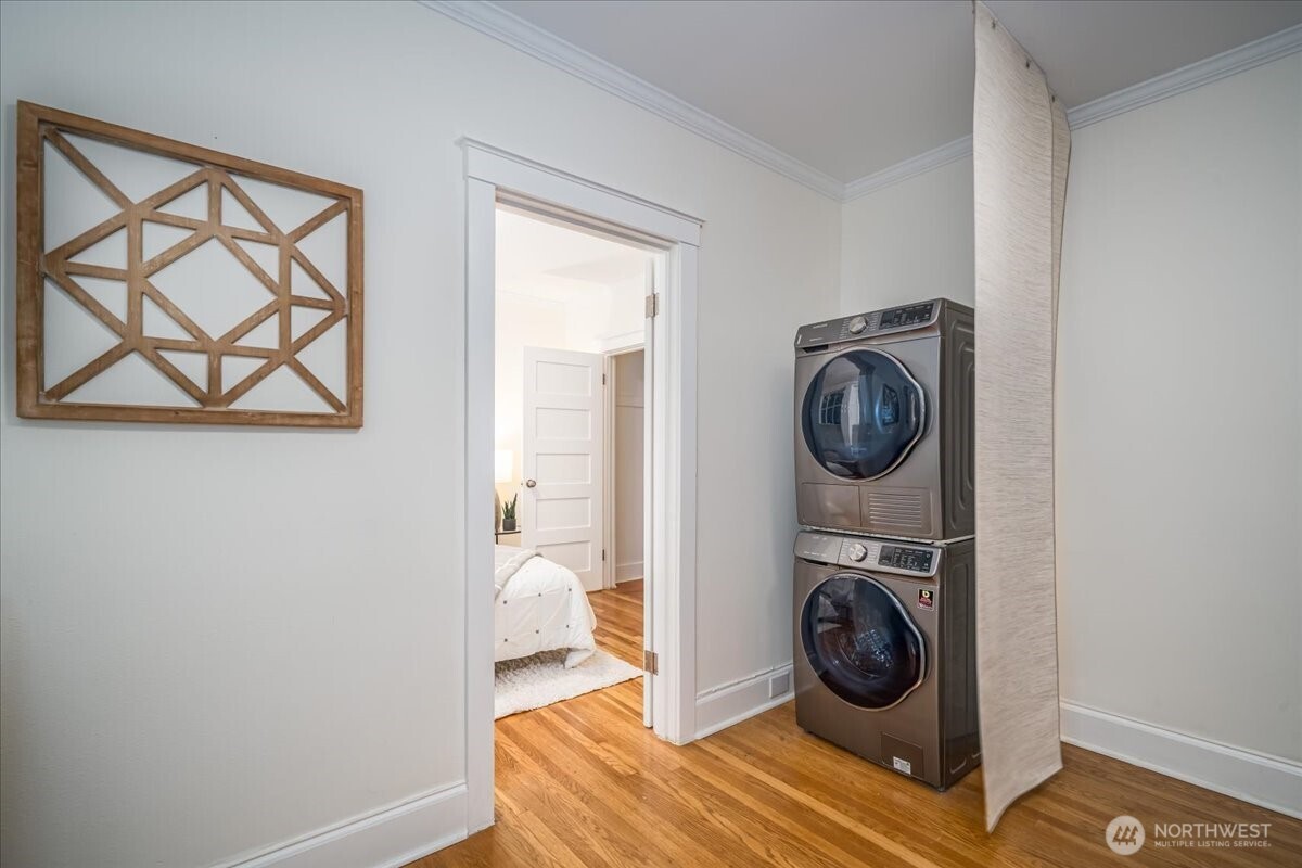 1310 Queen Anne Avenue N #15, Seattle, WA 98109