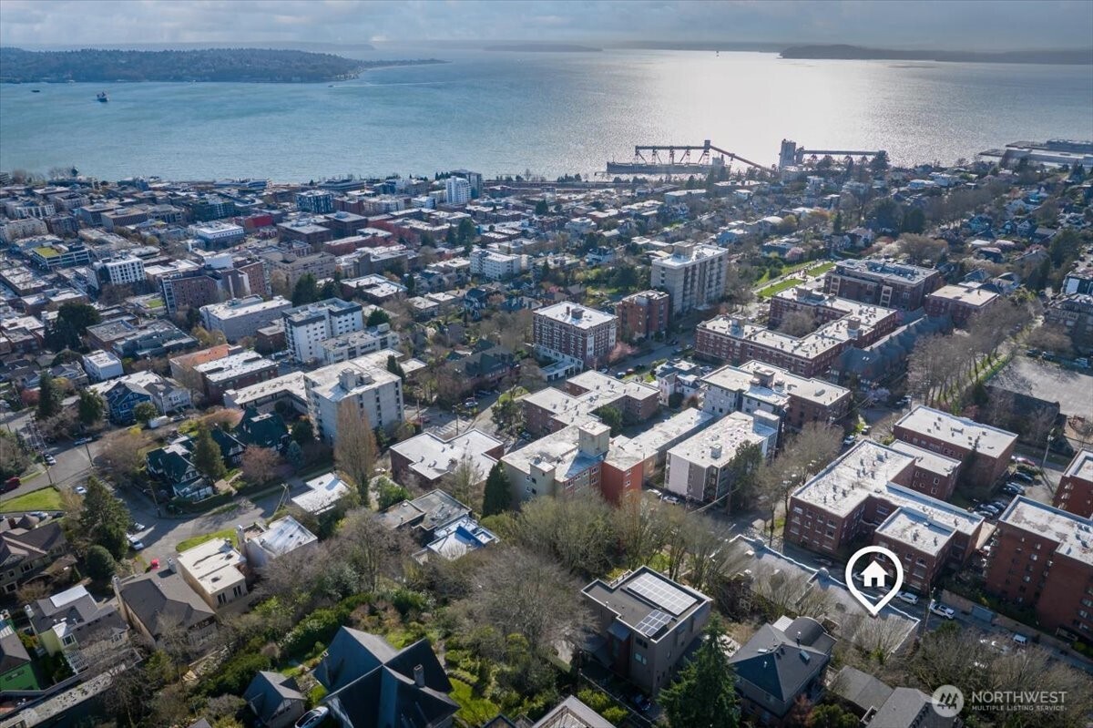 1310 Queen Anne Avenue N #15, Seattle, WA 98109