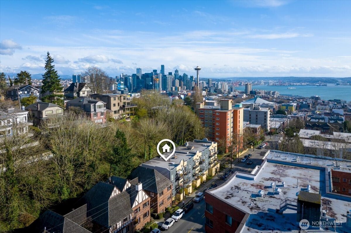 1310 Queen Anne Avenue N #15, Seattle, WA 98109