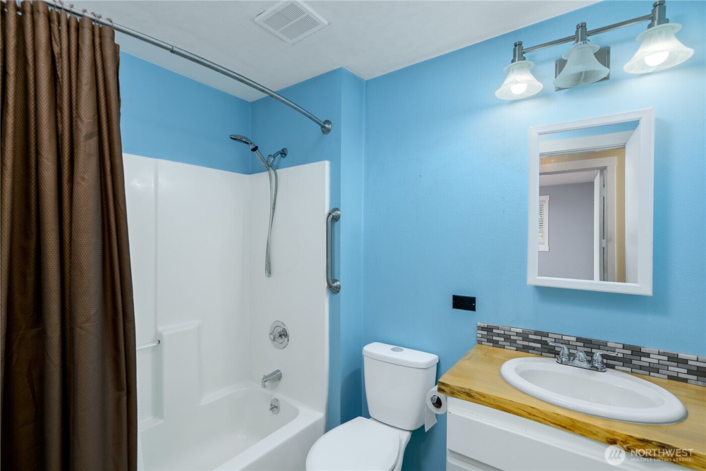 1717 S F Street , Port Angeles, WA 98363