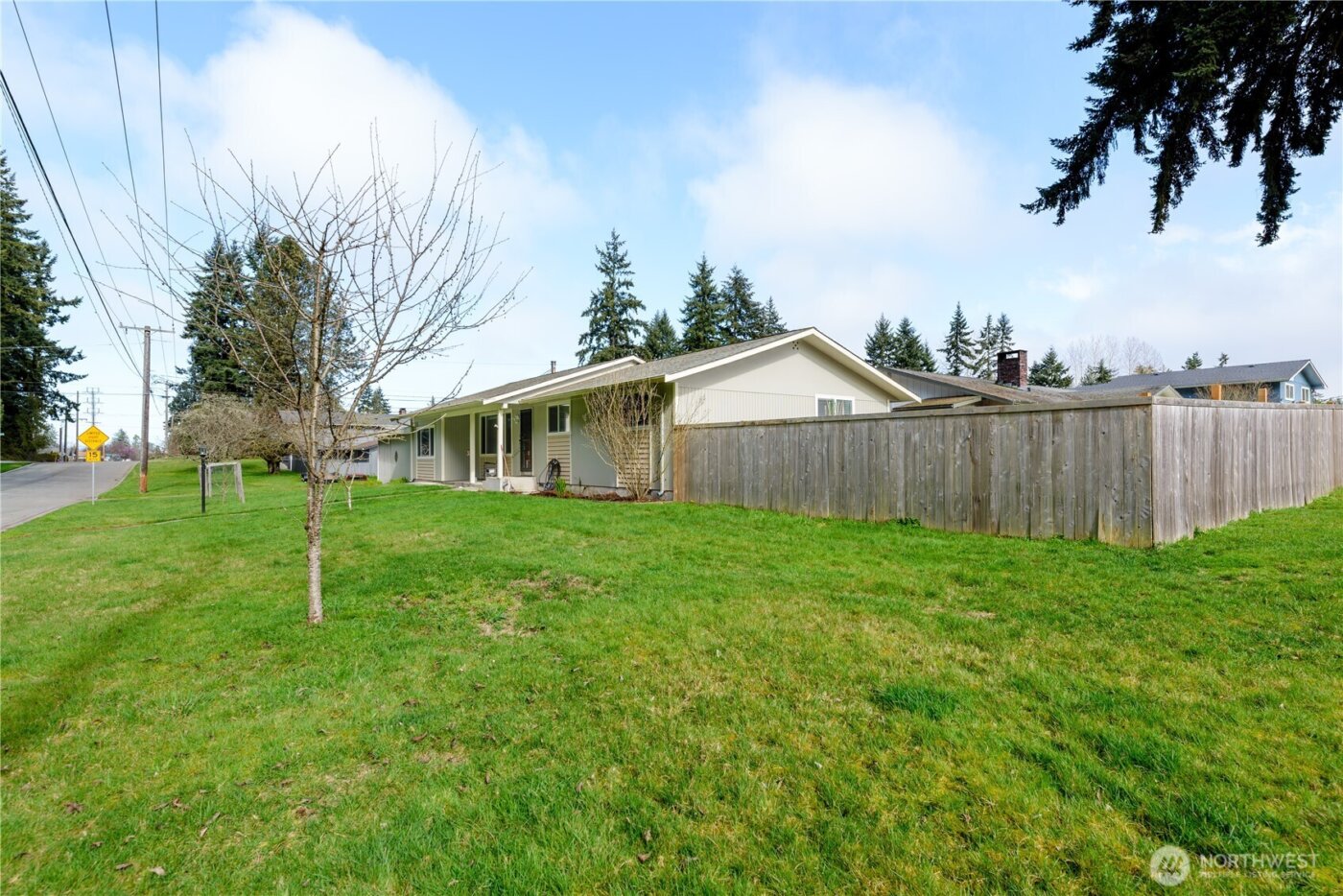 1717 S F Street , Port Angeles, WA 98363