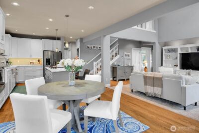 217 9th Avenue S, Edmonds, WA 98020 - Photo 16