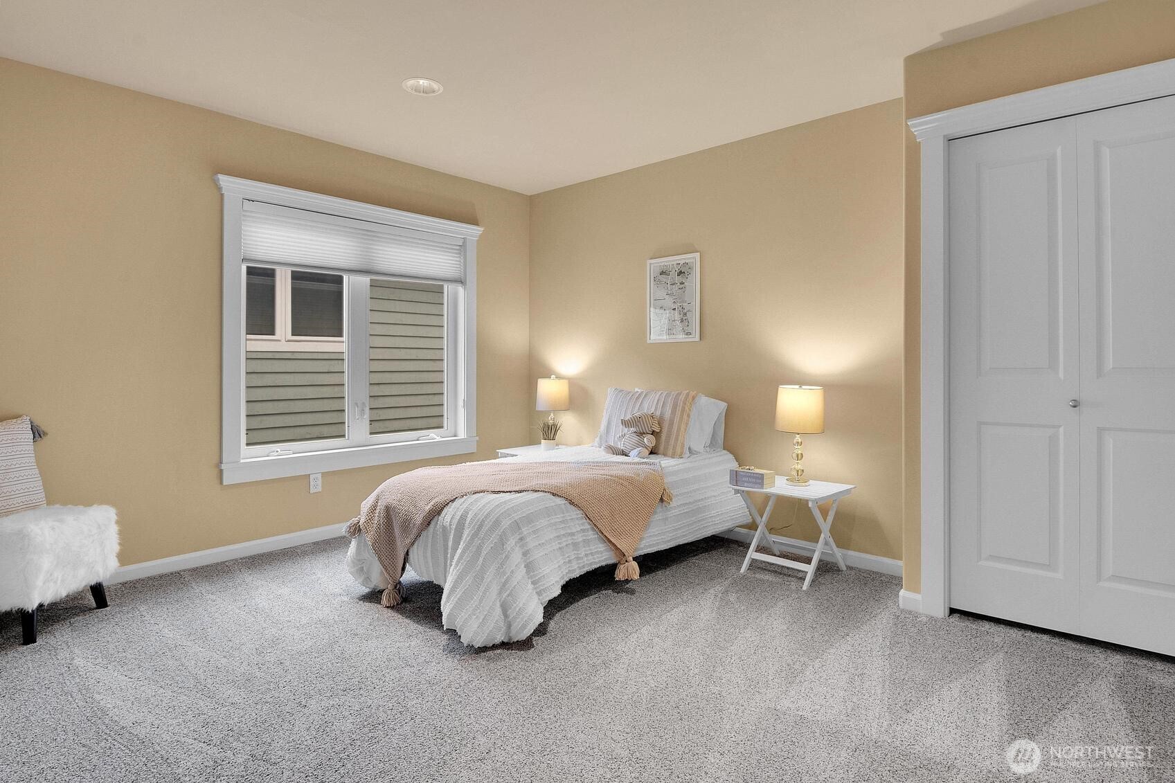 217 9th Avenue S, Edmonds, WA 98020