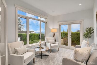 217 9th Avenue S, Edmonds, WA 98020 - Photo 9