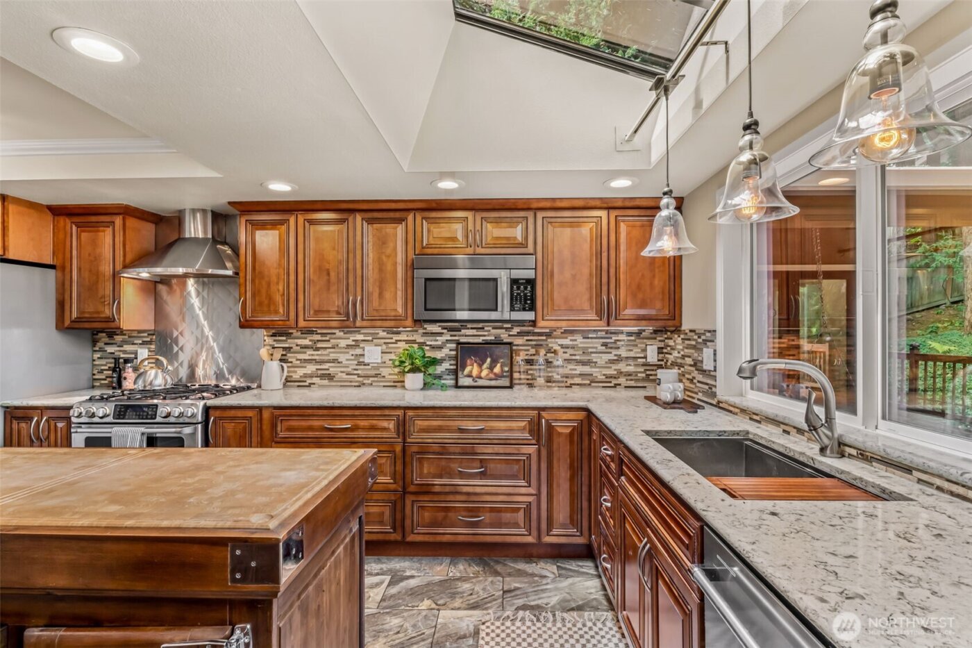 10554 NE 150th Court , Bothell, WA 98011