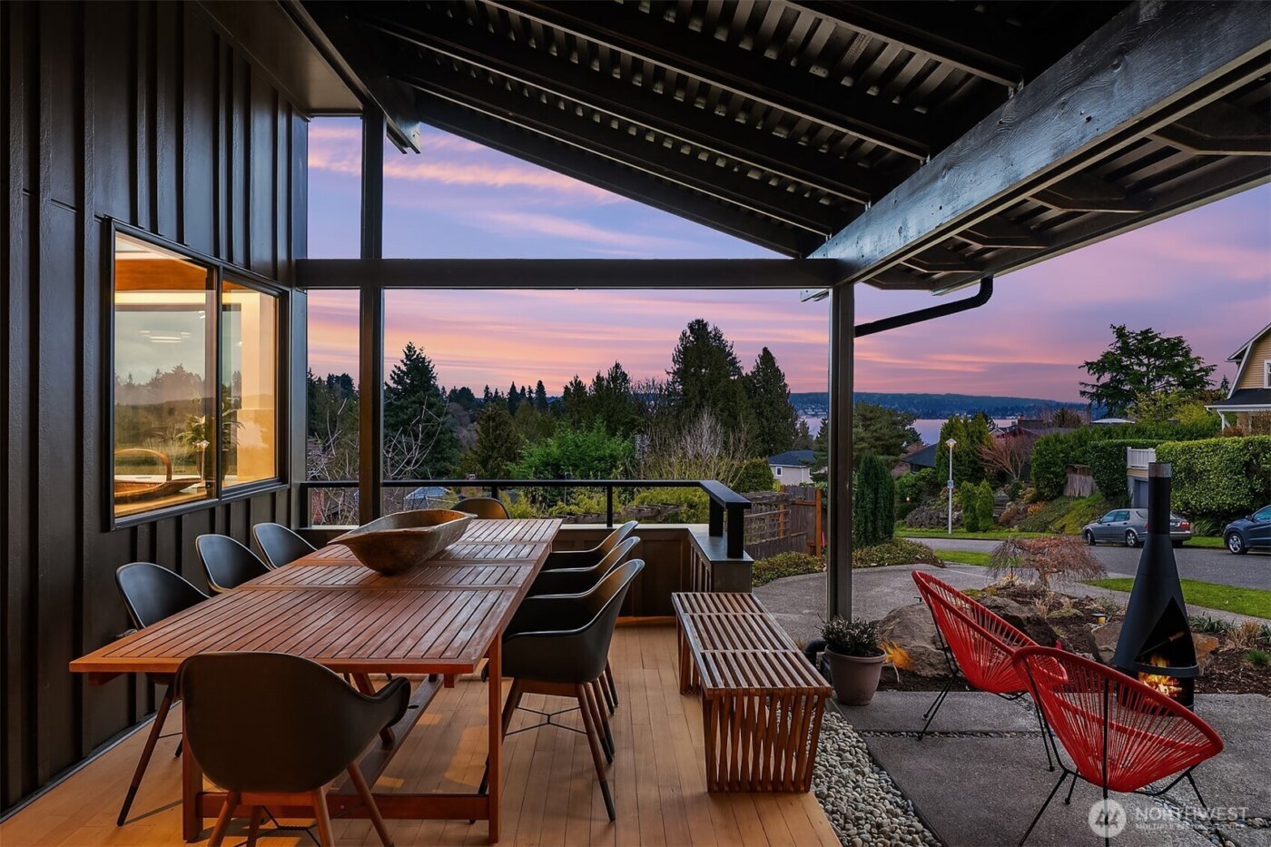 5010 NE 52nd Street , Seattle, WA 98105