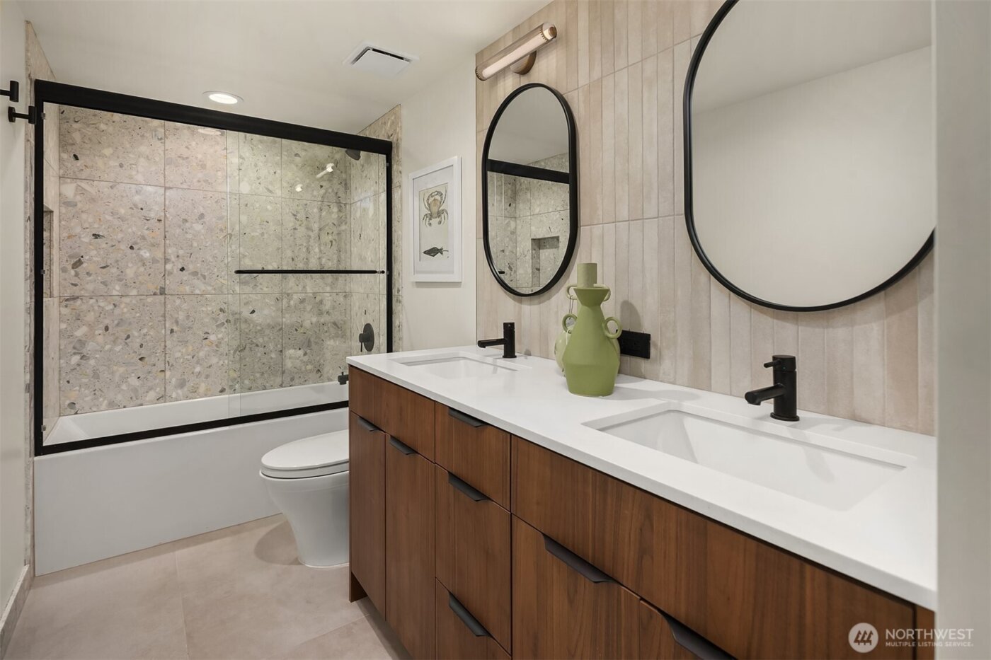 5010 NE 52nd Street , Seattle, WA 98105