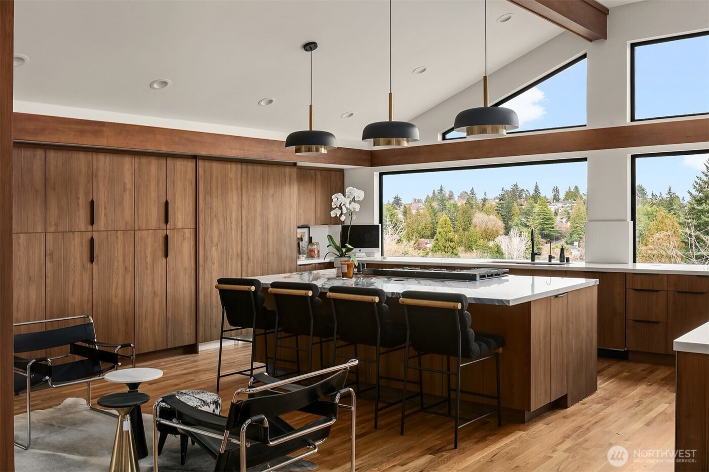 5010 NE 52nd Street , Seattle, WA 98105