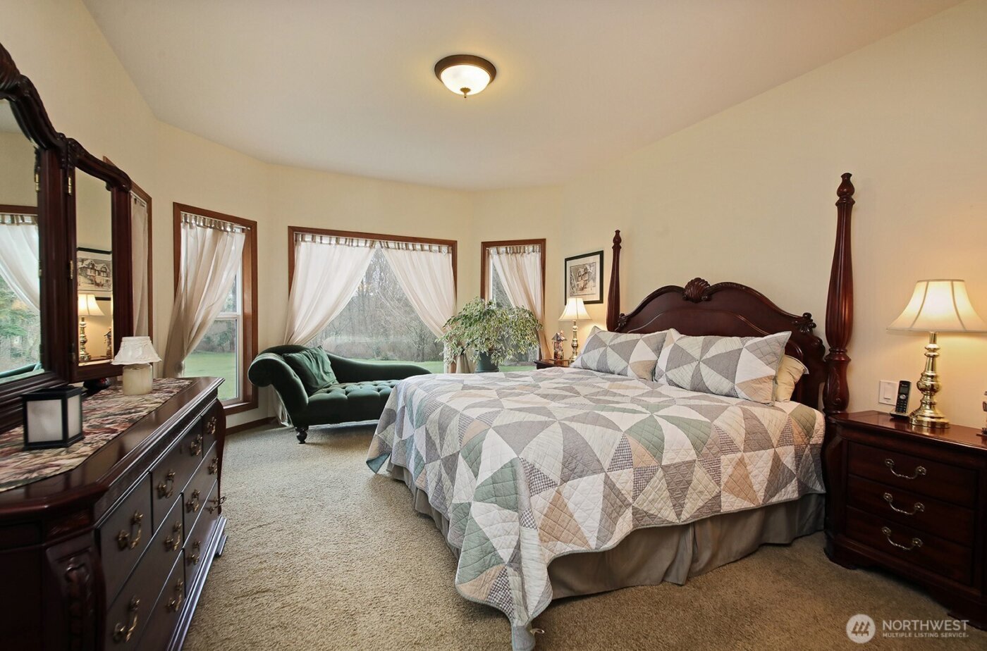 3723 Swede Hill Road , Clinton, WA 98236