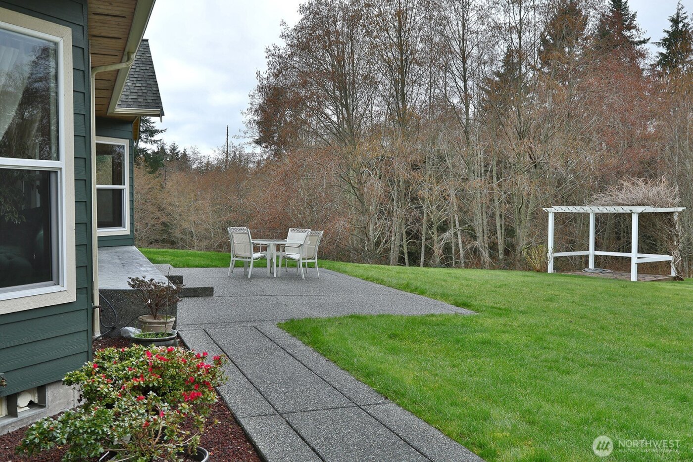 3723 Swede Hill Road , Clinton, WA 98236