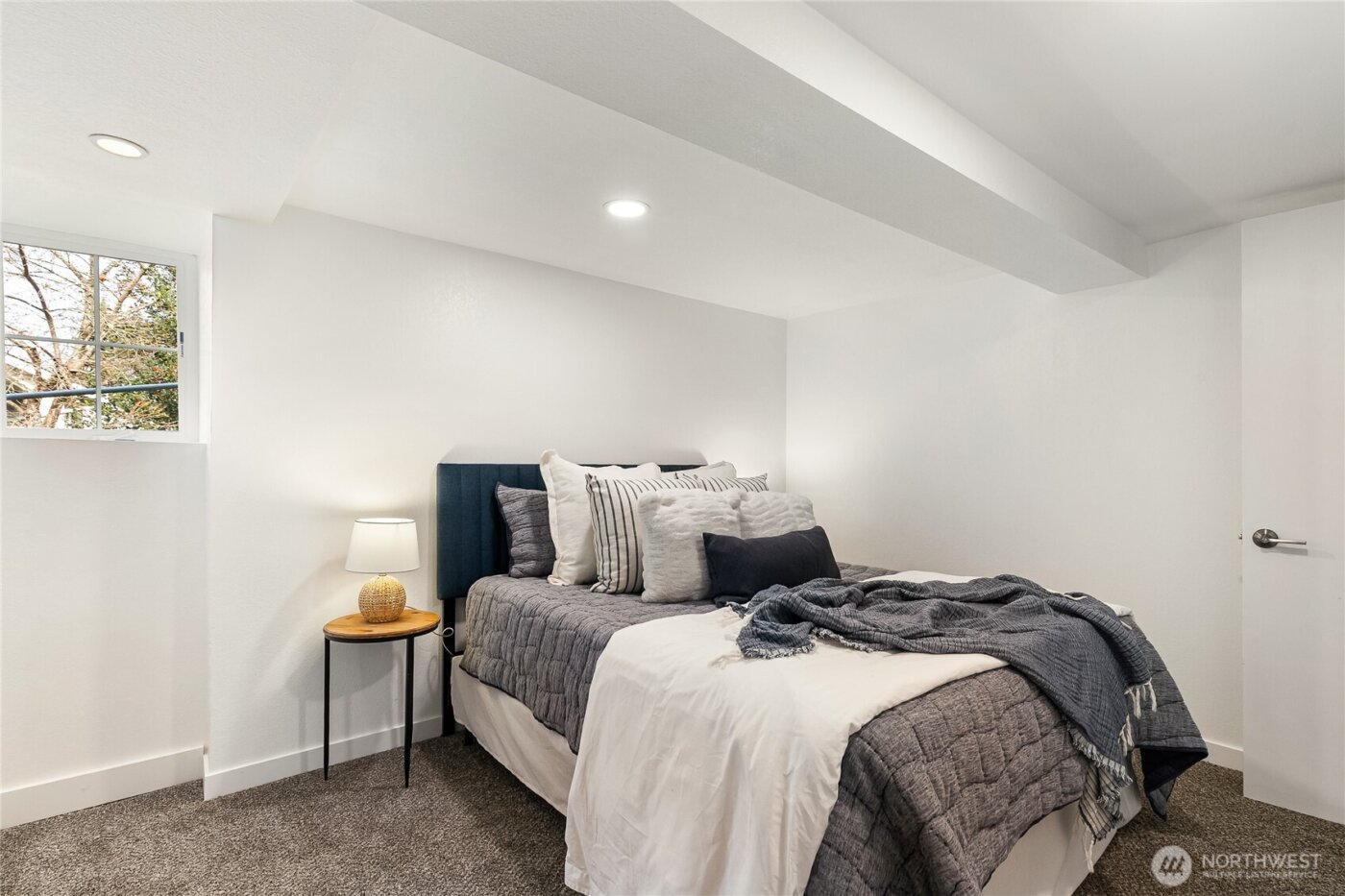 1803 Woburn Street , Bellingham, WA 98229