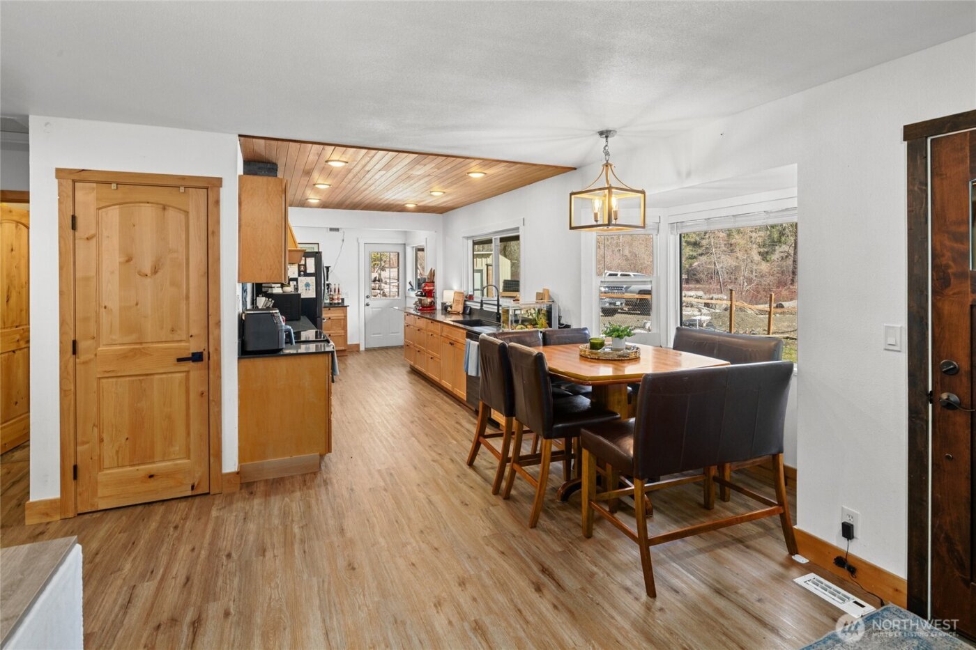 330 Swauk Creek Lane , Cle Elum, WA 98922