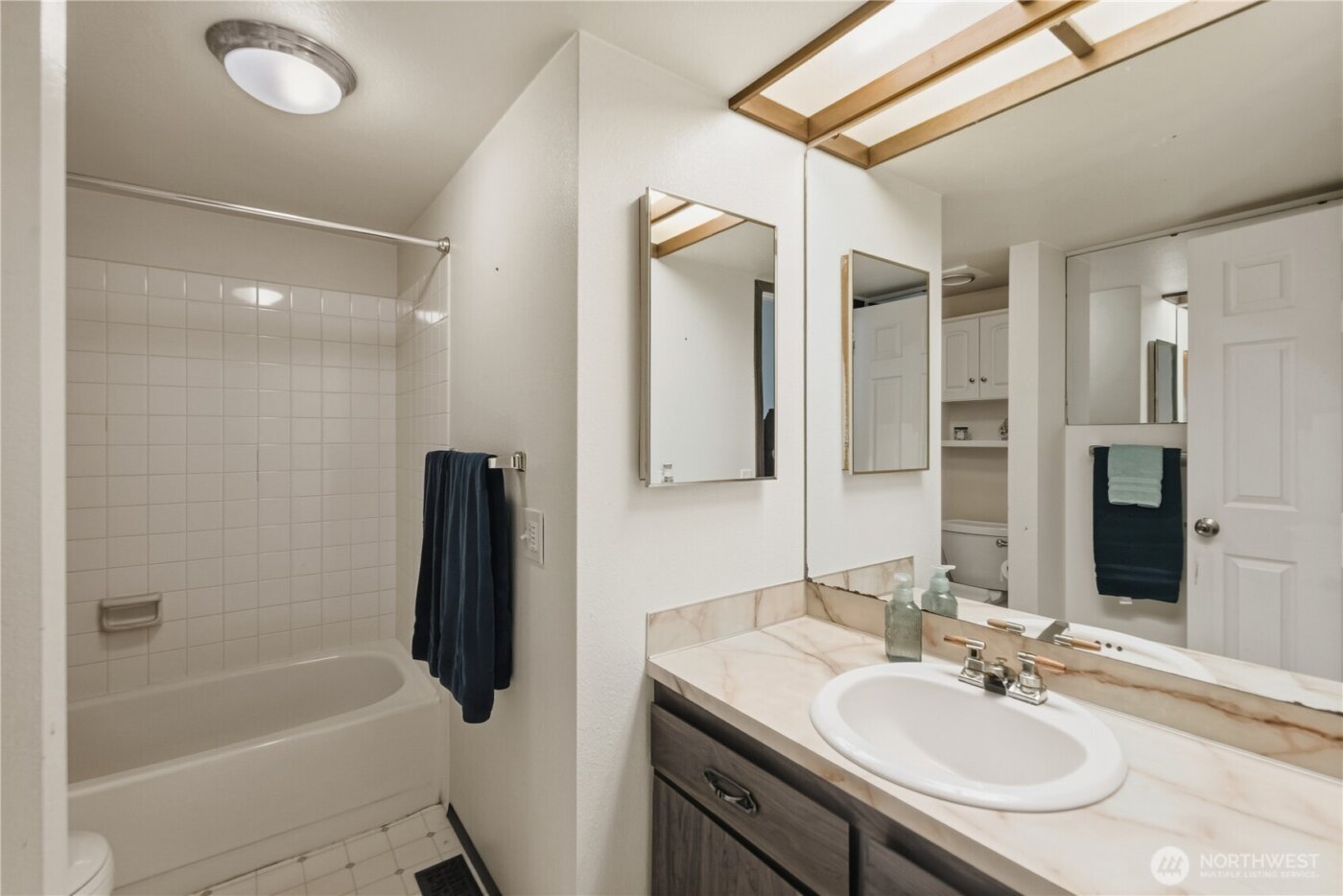 4104 SW 327th Place , Federal Way, WA 98023