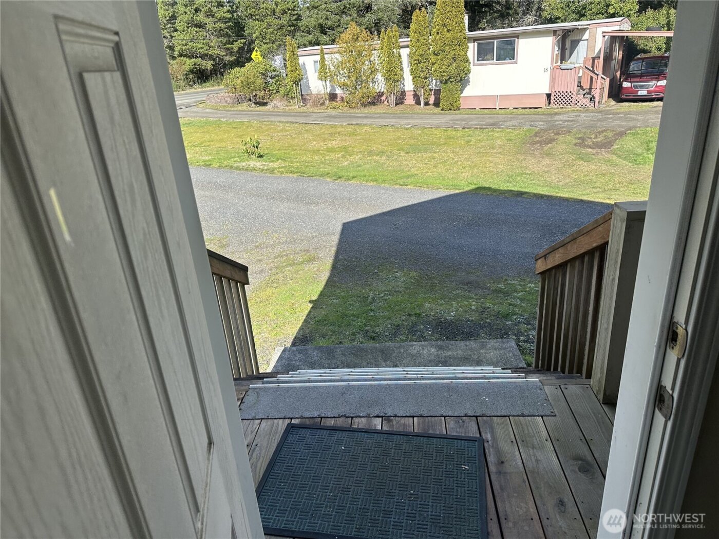 802 S Forrest Street #4, Westport, WA 98595