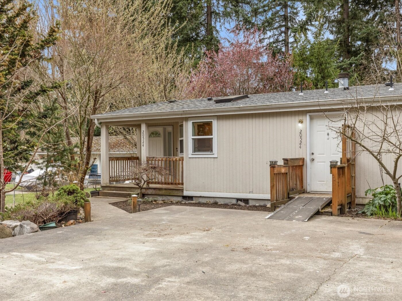20524 32nd DR SE , Bothell, WA 98012