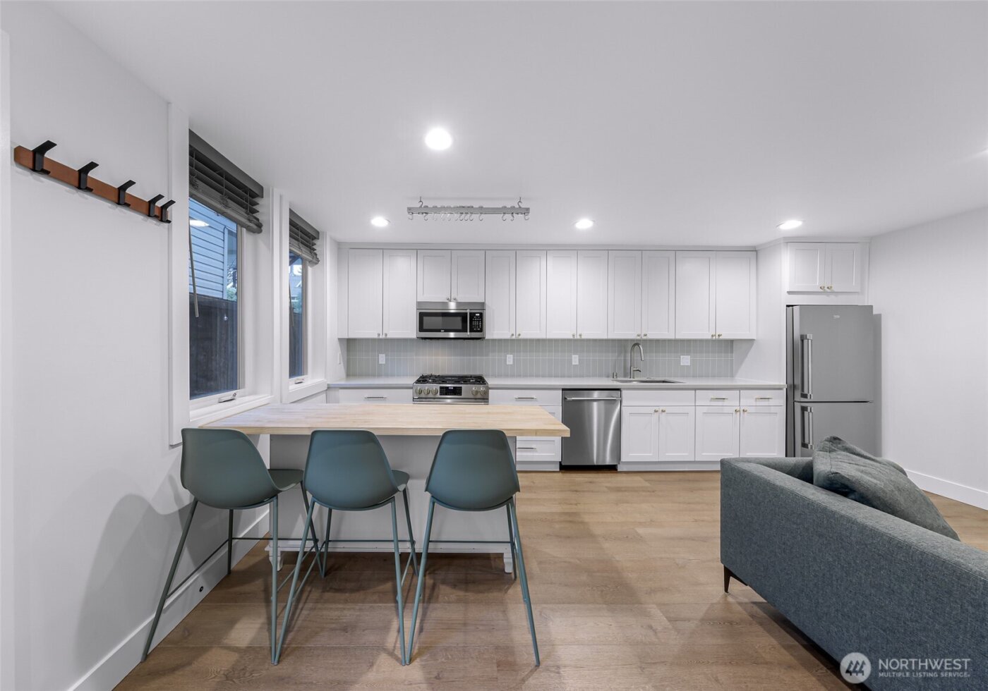 341 NW 90th Street #B, Seattle, WA 98117