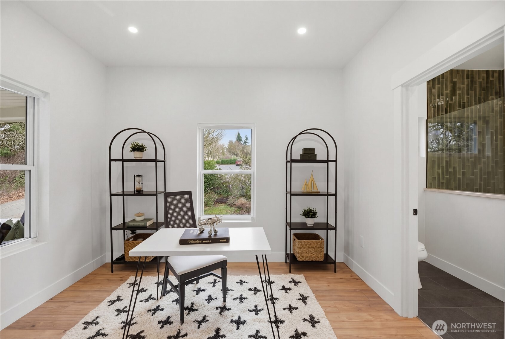 2623 SW Yancy Street , Seattle, WA 98126