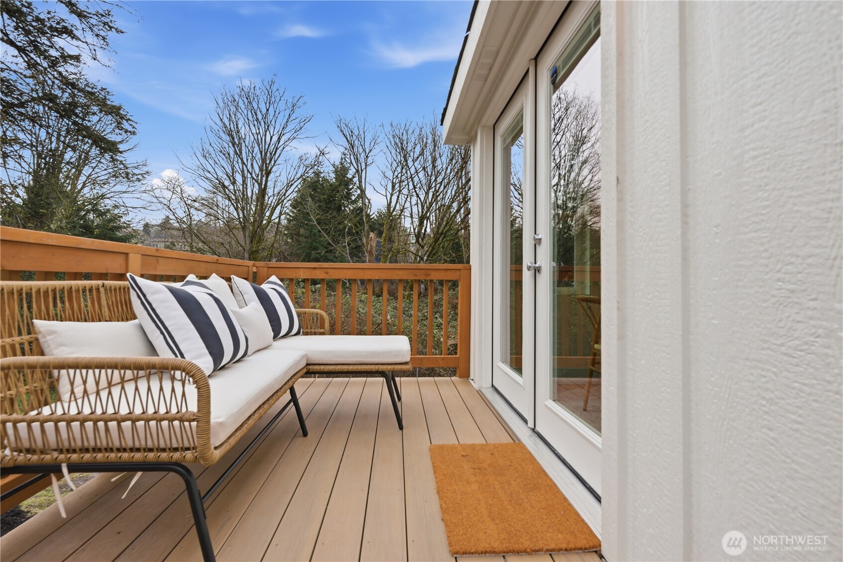 2623 SW Yancy Street , Seattle, WA 98126