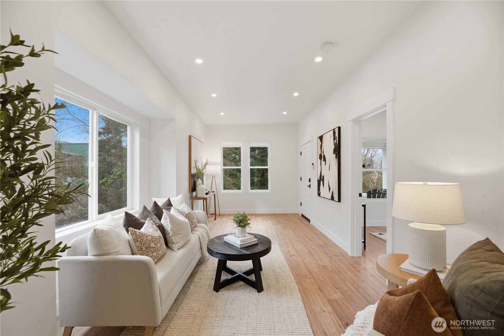 2623 SW Yancy Street , Seattle, WA 98126