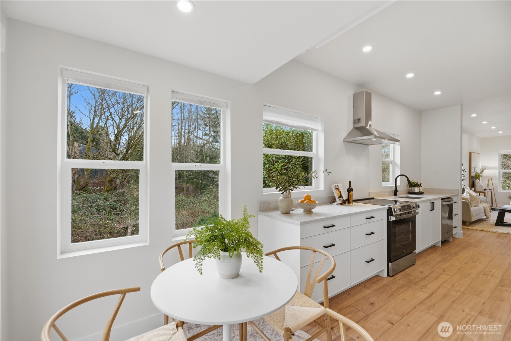 2623 SW Yancy Street , Seattle, WA 98126