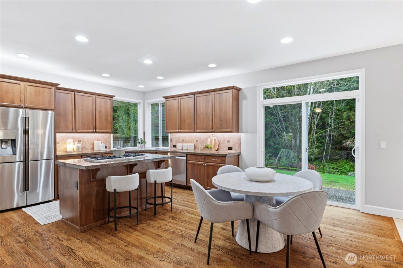 9061 236th Avenue NE, Redmond, WA 98053-1983