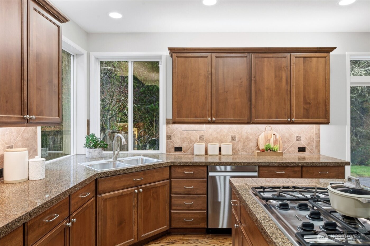 9061 236th Avenue NE, Redmond, WA 98053-1983