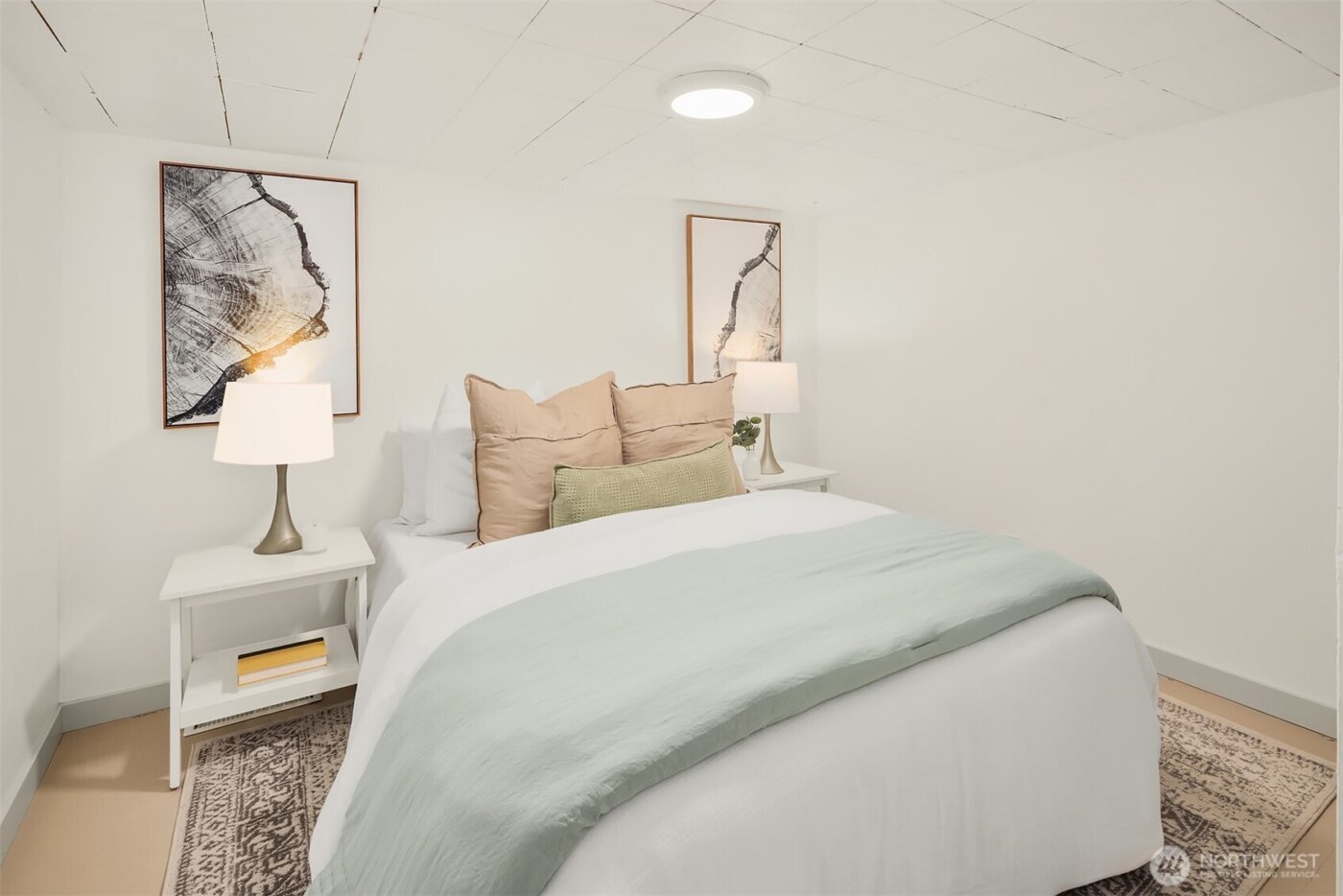 4715 S Orcas Street , Seattle, WA 98118