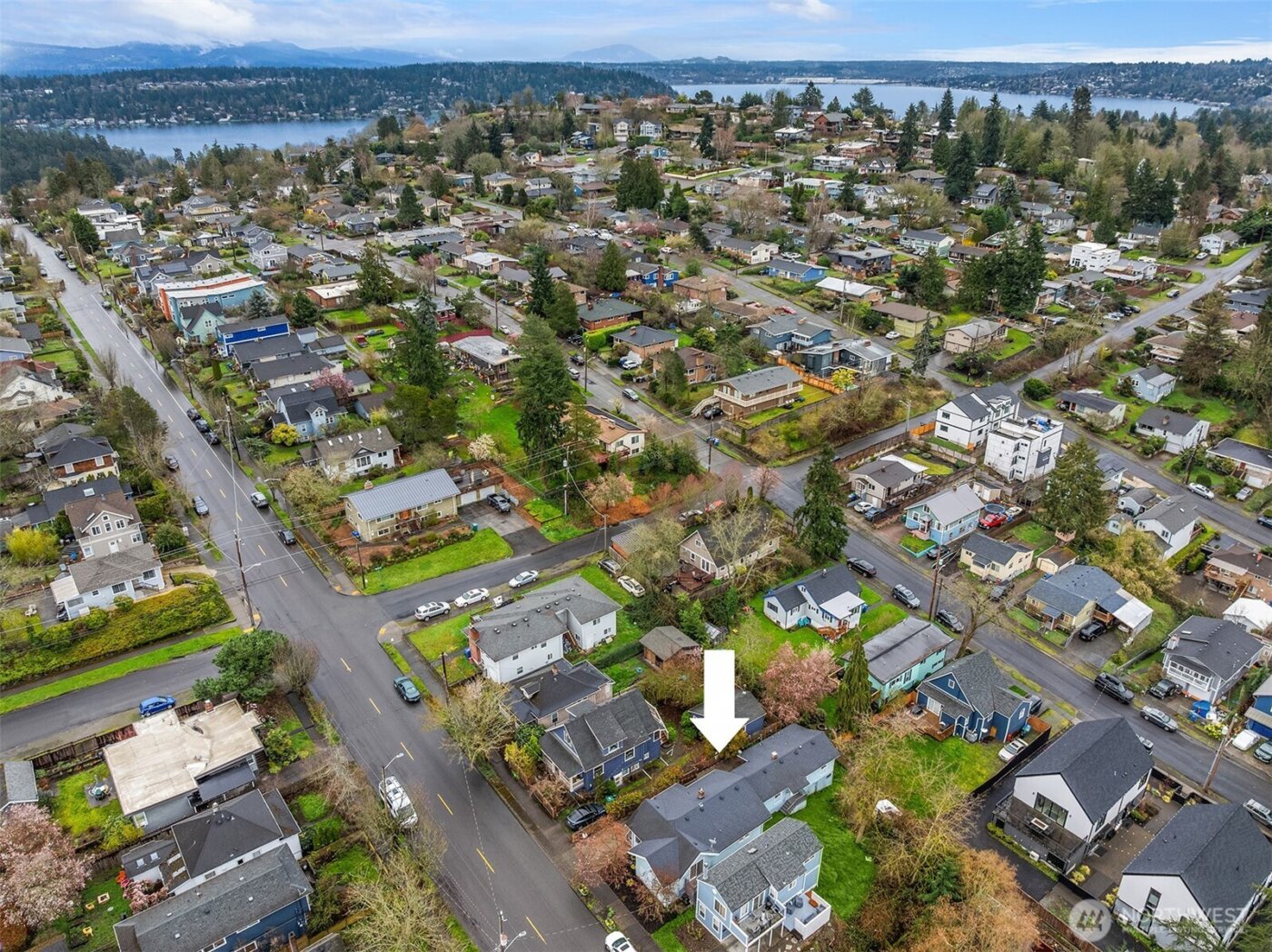 4715 S Orcas Street , Seattle, WA 98118