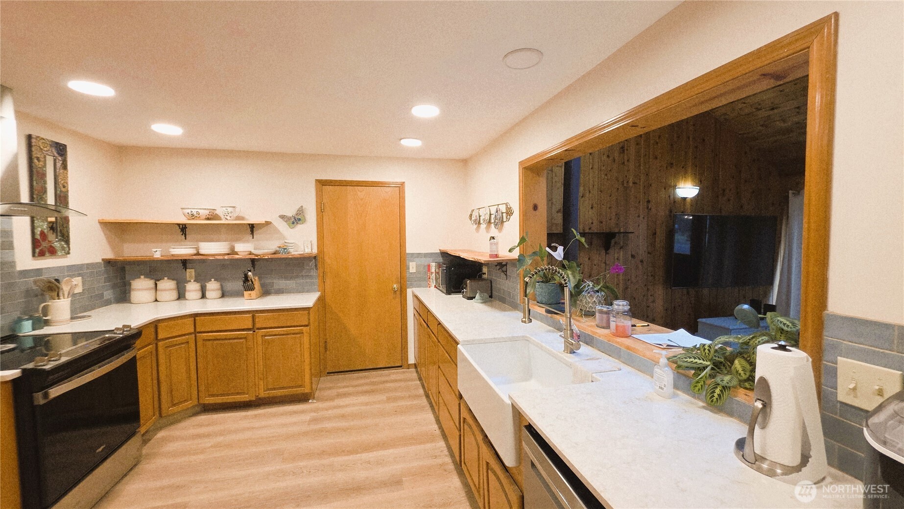 30708 N Place , Ocean Park, WA 98640