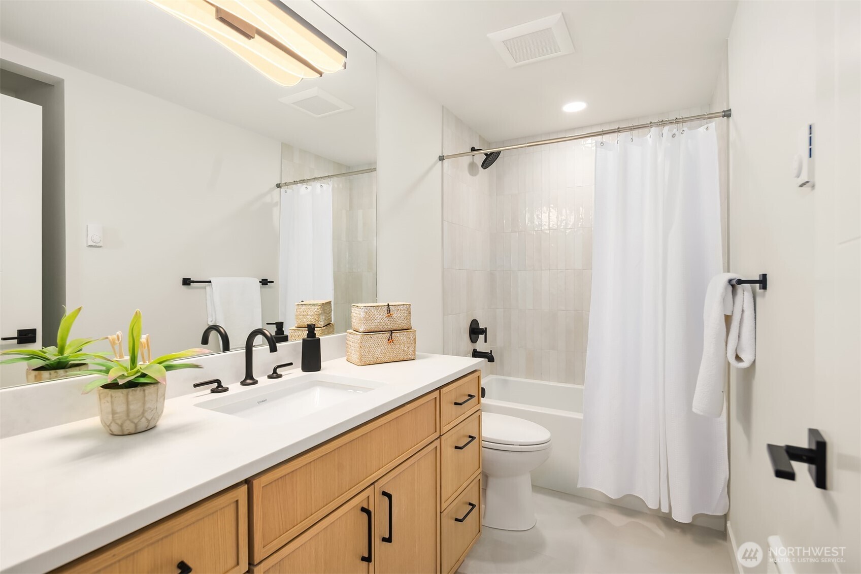 12241 NE 65 Street , Kirkland, WA 98033