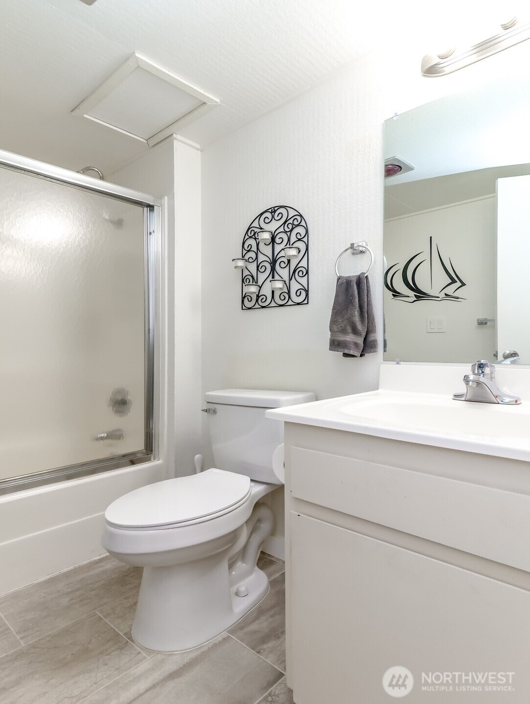 713 E Pointes Drive W, Shelton, WA 98584