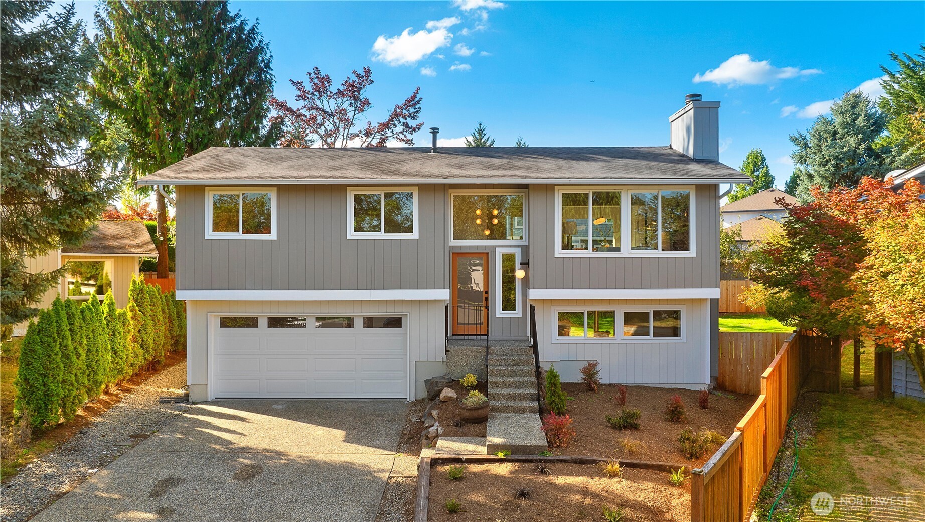 12907 87th Avenue NE, Kirkland, WA 98034
