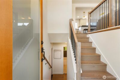 12907 87th Avenue NE, Kirkland, WA 98034 - Photo 2