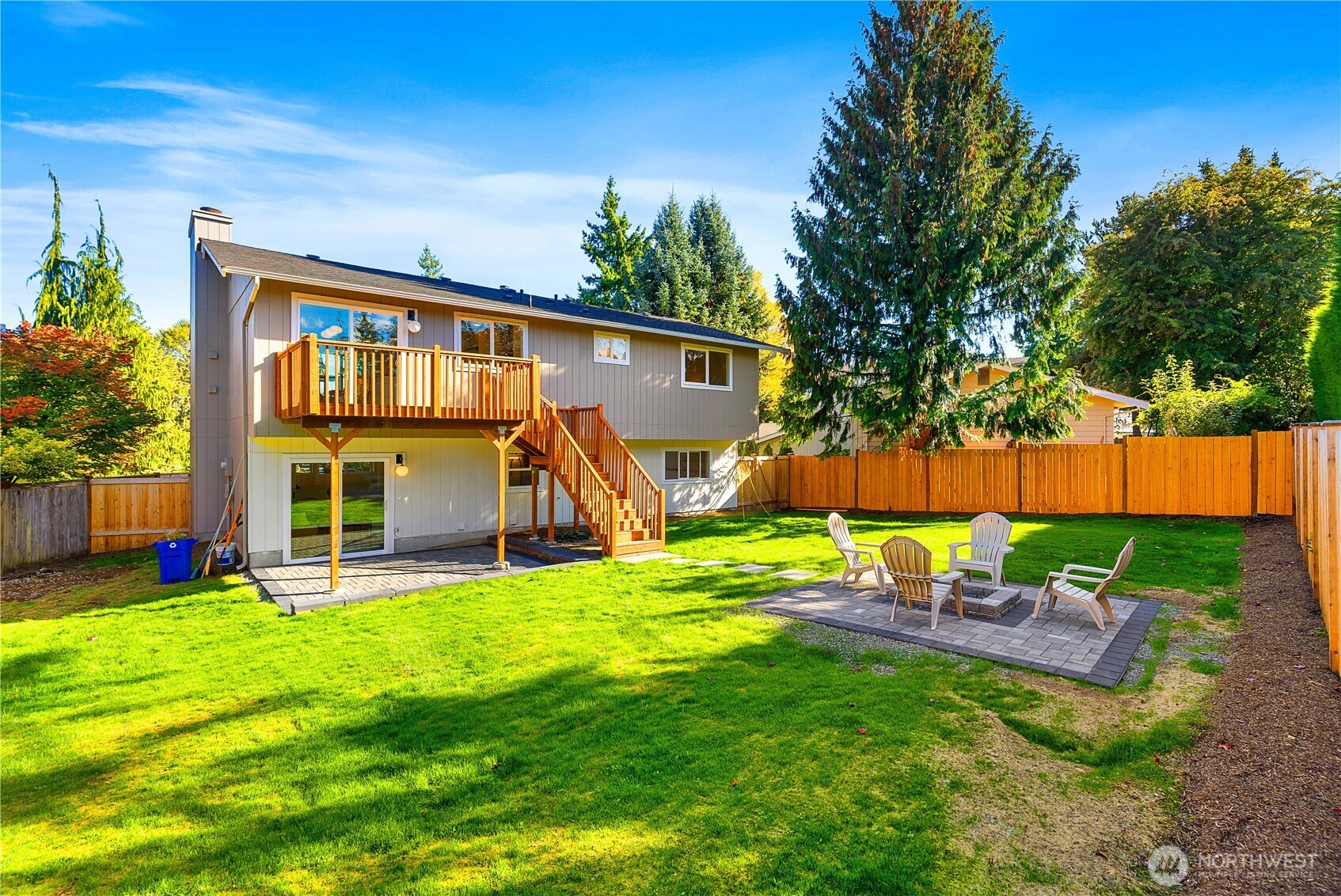 12907 87th Avenue NE, Kirkland, WA 98034