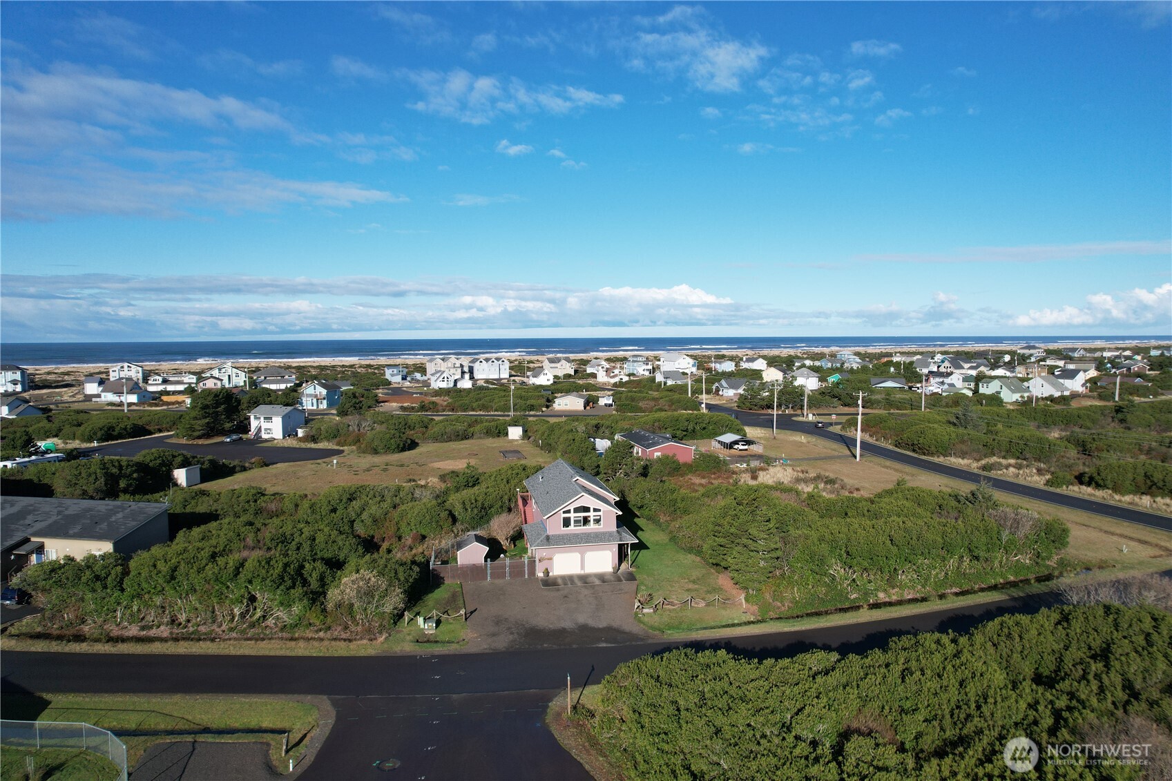 1003 Greenview Avenue , Ocean Shores, WA 98569