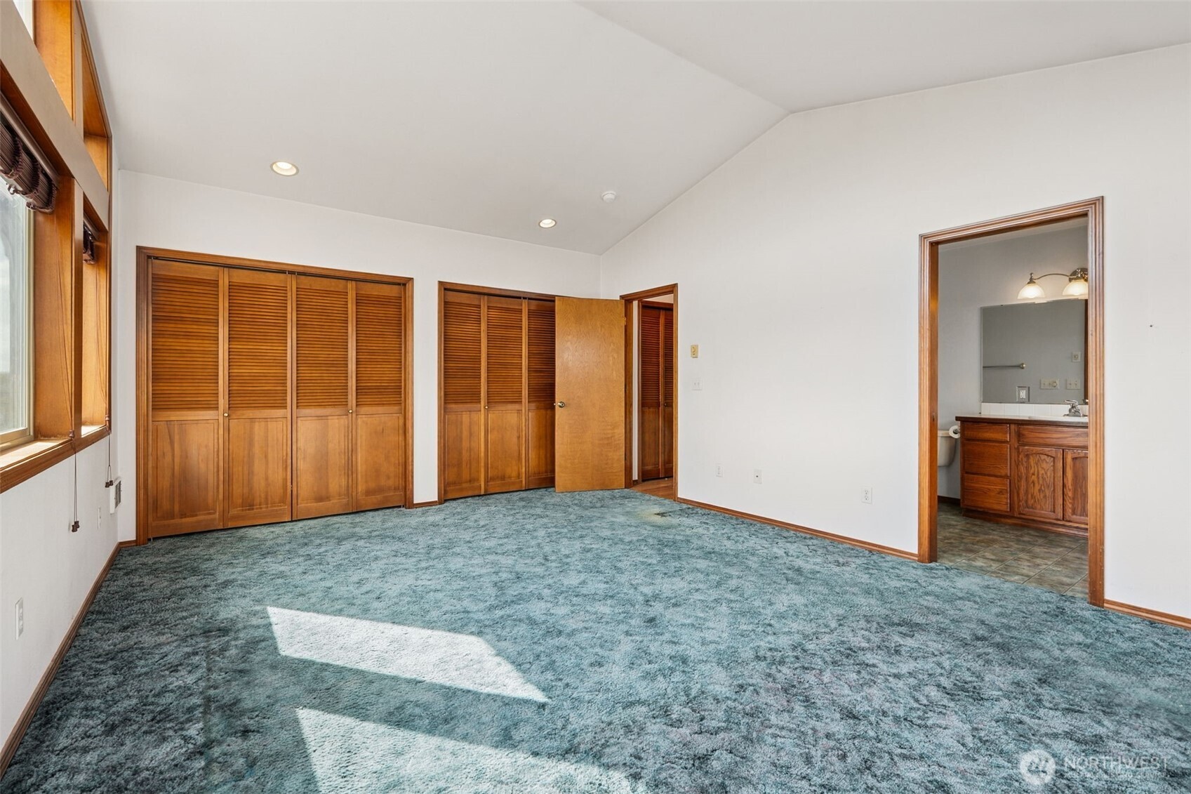 1003 Greenview Avenue , Ocean Shores, WA 98569