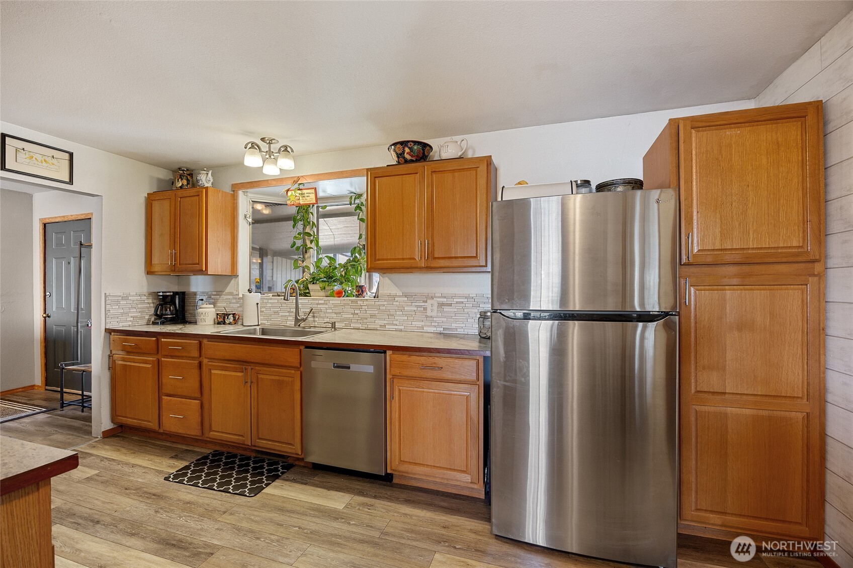 4190 NE Shorecrest Drive , Moses Lake, WA 98837