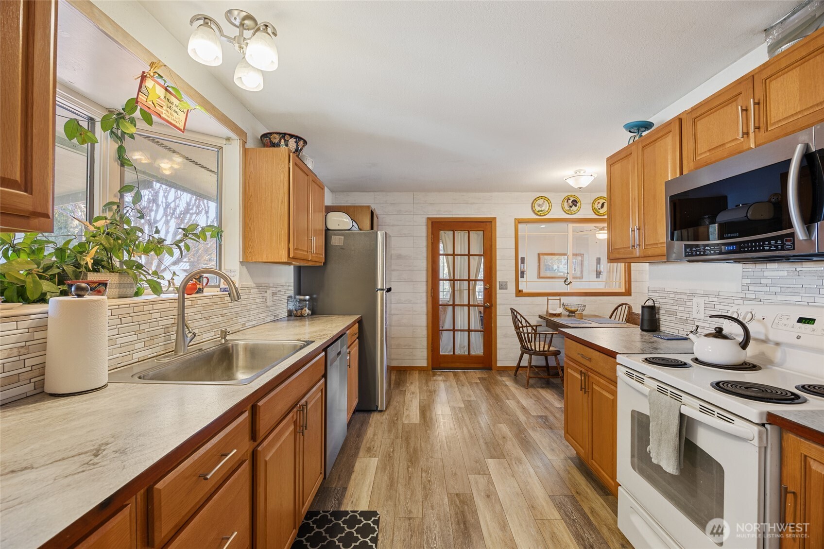 4190 NE Shorecrest Drive , Moses Lake, WA 98837