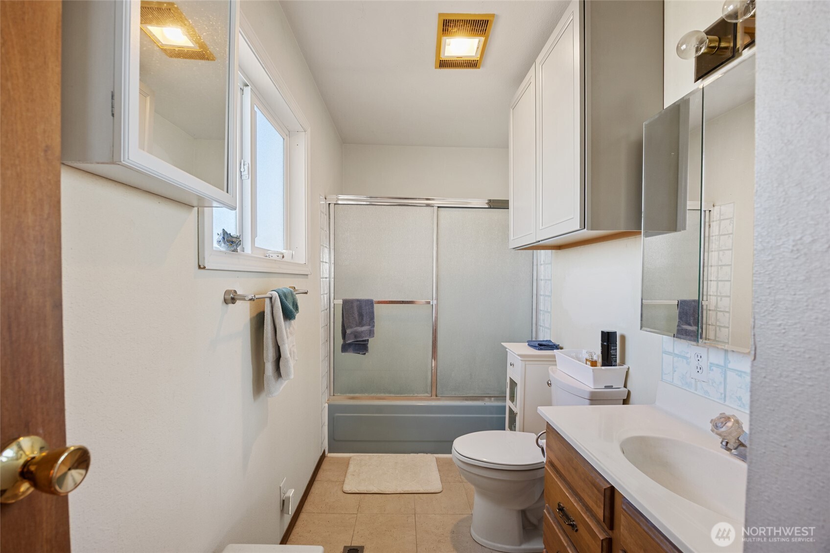 4190 NE Shorecrest Drive , Moses Lake, WA 98837