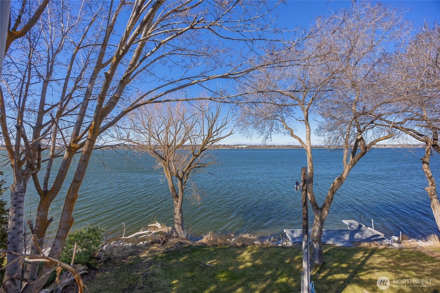 4190 NE Shorecrest Drive , Moses Lake, WA 98837