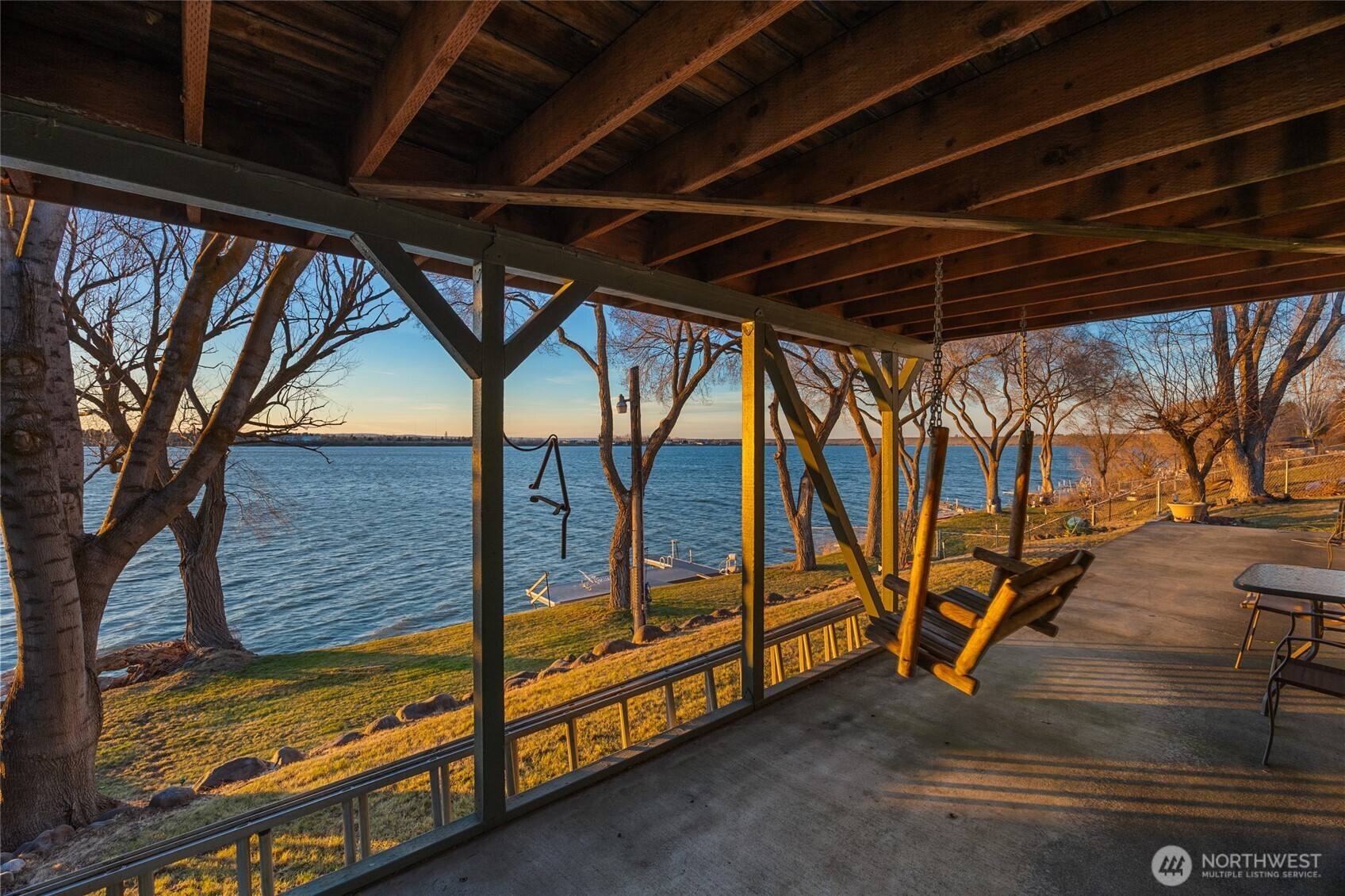 4190 NE Shorecrest Drive , Moses Lake, WA 98837