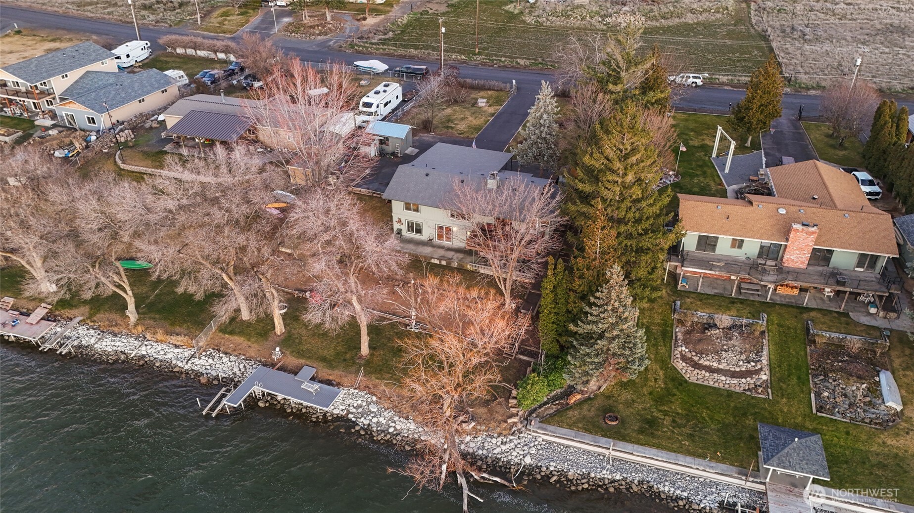 4190 NE Shorecrest Drive , Moses Lake, WA 98837