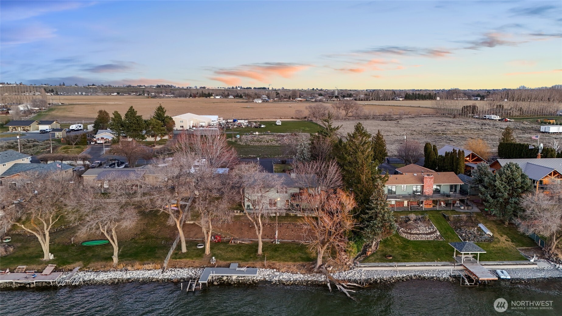 4190 NE Shorecrest Drive , Moses Lake, WA 98837