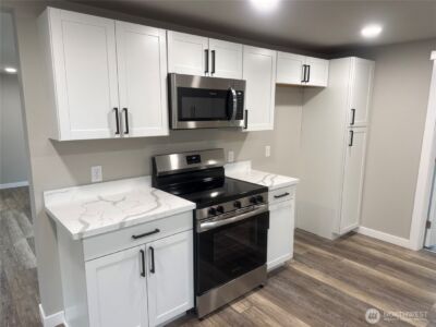 4123 McCall Boulevard W, Bremerton, WA 98312 - Photo 4