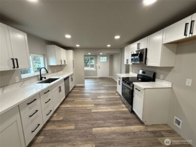 4123 McCall Boulevard W, Bremerton, WA 98312 - Photo 6